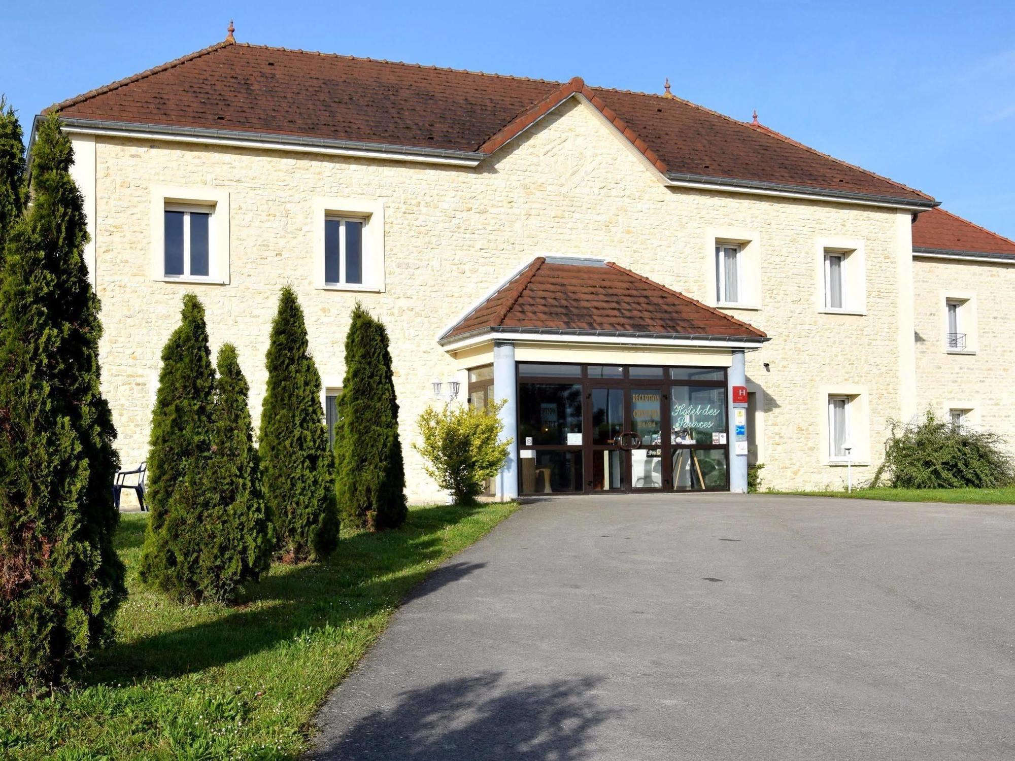 Hotel Logis Des Sources Créney-près-Troyes Exterior foto